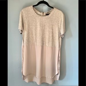 Mossimo flowy crew neck top size large